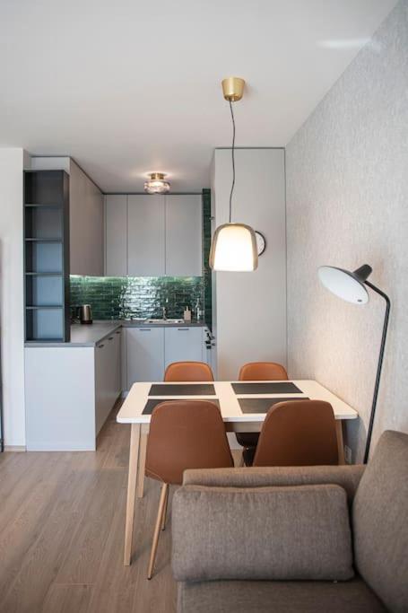 סופיה Oslo: A Modern Furnished Apartment With Parking מראה חיצוני תמונה